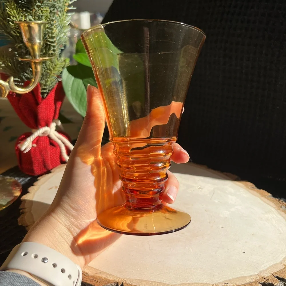 4 amber ribbed vintage antique glasses - Picture 8 of 8